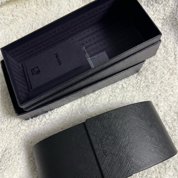 PRADA (Shiny Black)
PR 08YS Sunglasses - Picture 7 of 9